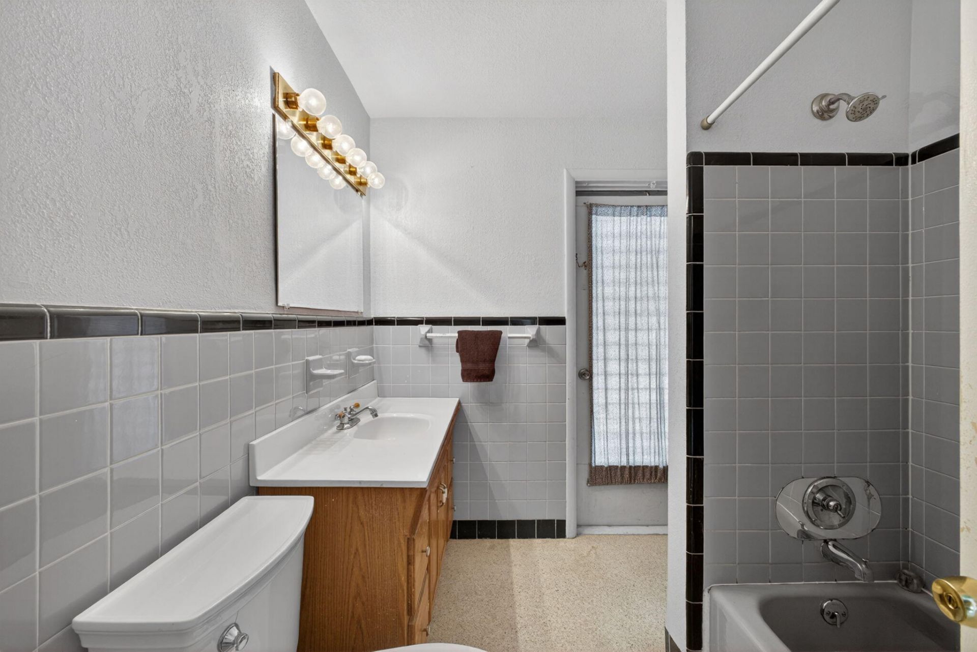 601 Evelyn Court, West Palm Beach, FL 33413 Photo