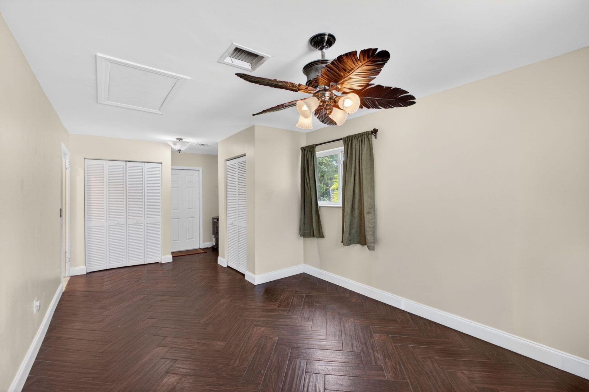 601 Evelyn Court, West Palm Beach, FL 33413 Photo