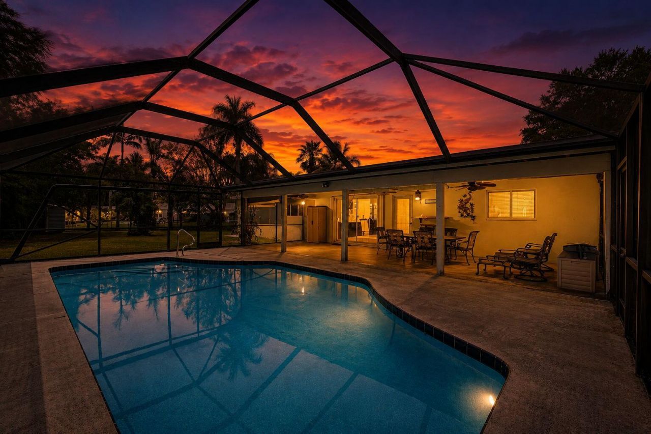601 Evelyn Court, West Palm Beach, FL 33413 Photo