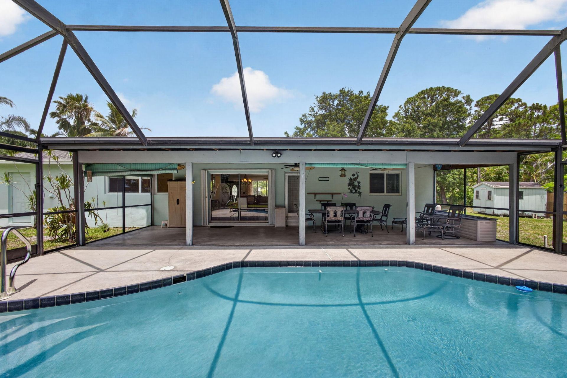 601 Evelyn Court, West Palm Beach, FL 33413 Photo
