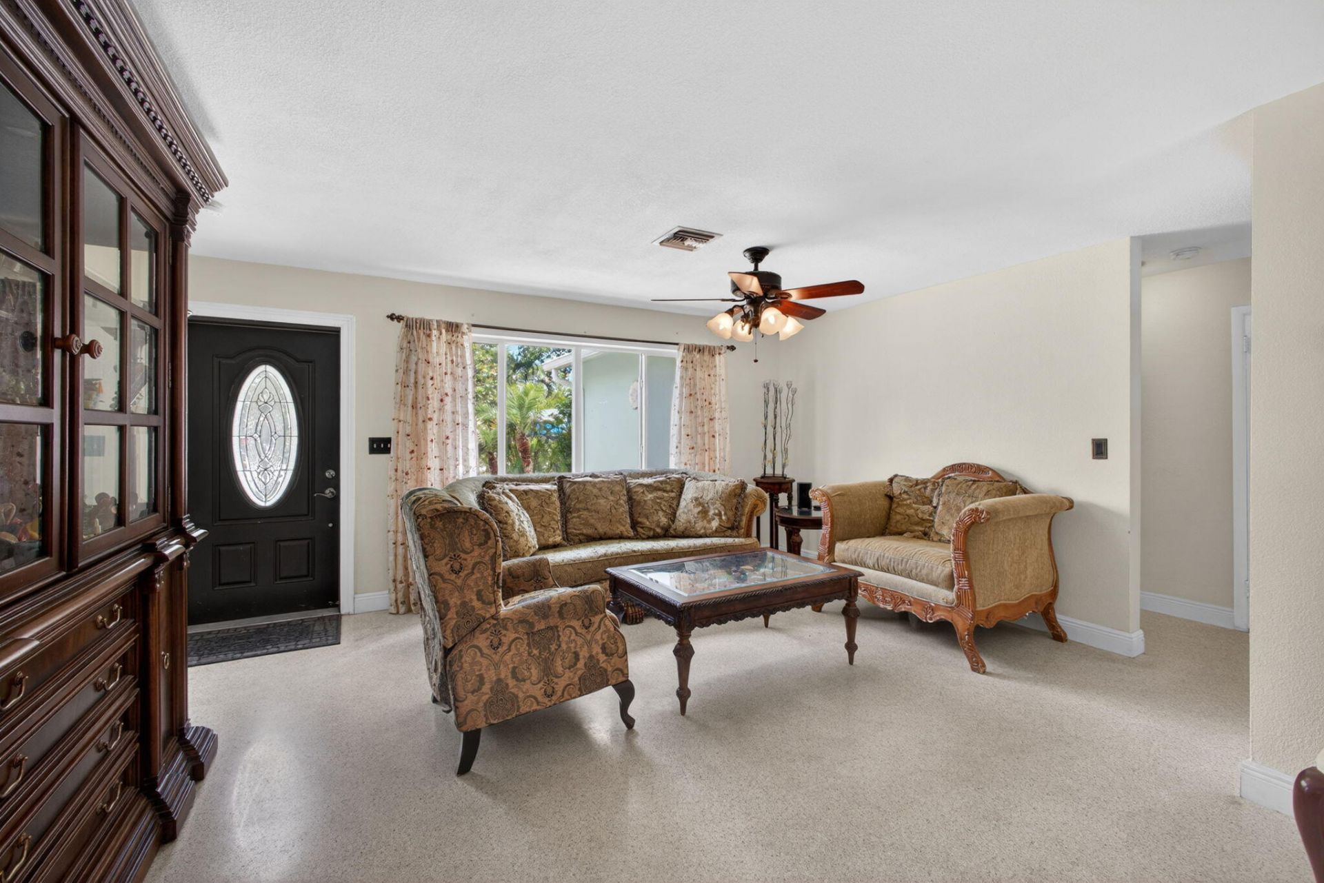 601 Evelyn Court, West Palm Beach, FL 33413 Photo