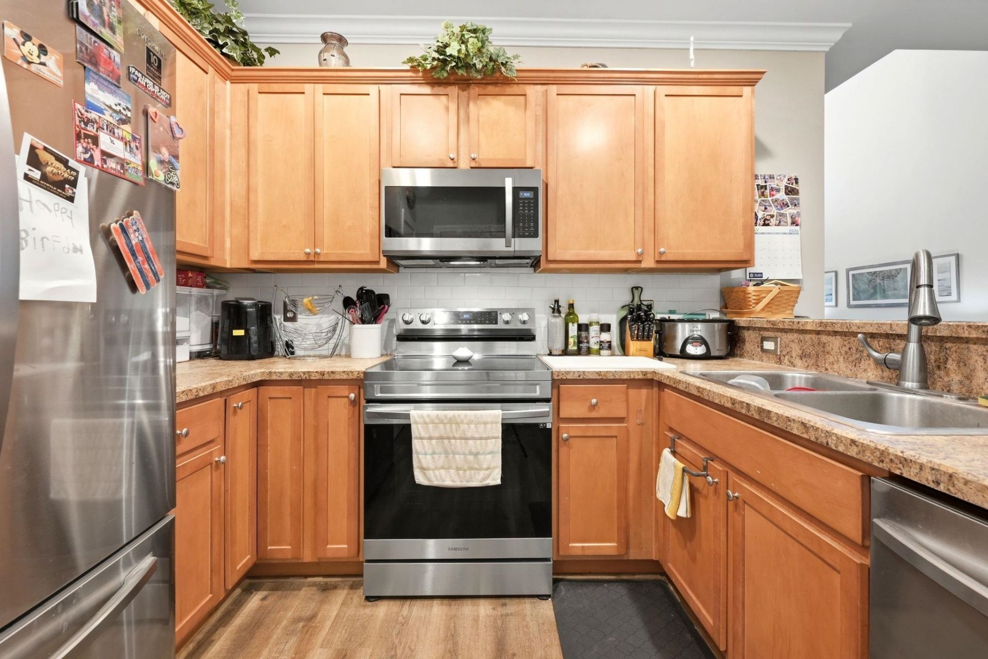 1048 Fairway Ln.  Photo 9