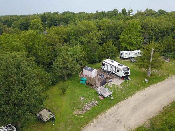 5054 Echo Drive, Brooklyn, IA 52211