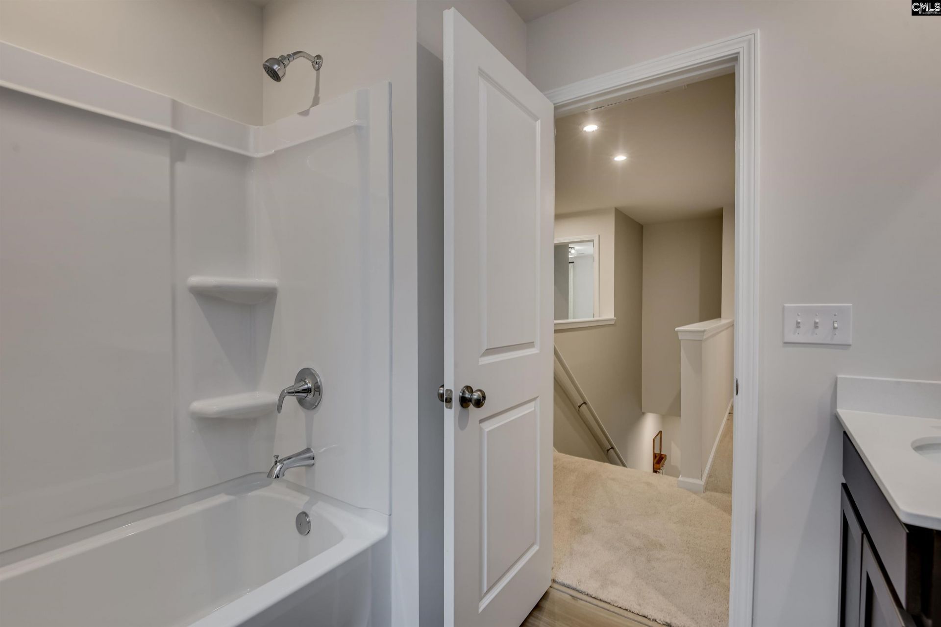 202 Kingfield Drive Photo 13