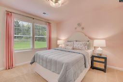 202 Kingfield Drive photo 4