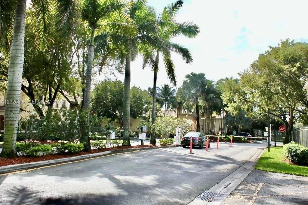 2548 Centergate Dr, Unit 107, Miramar, FL 33025 Photo