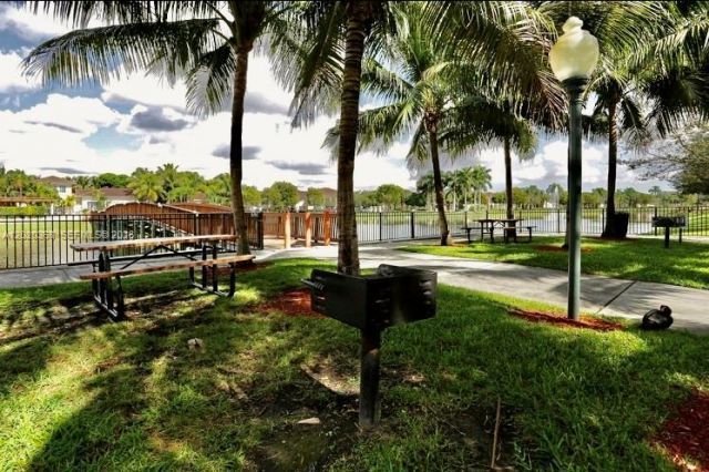 2548 Centergate Dr, Unit 107, Miramar, FL 33025 Photo