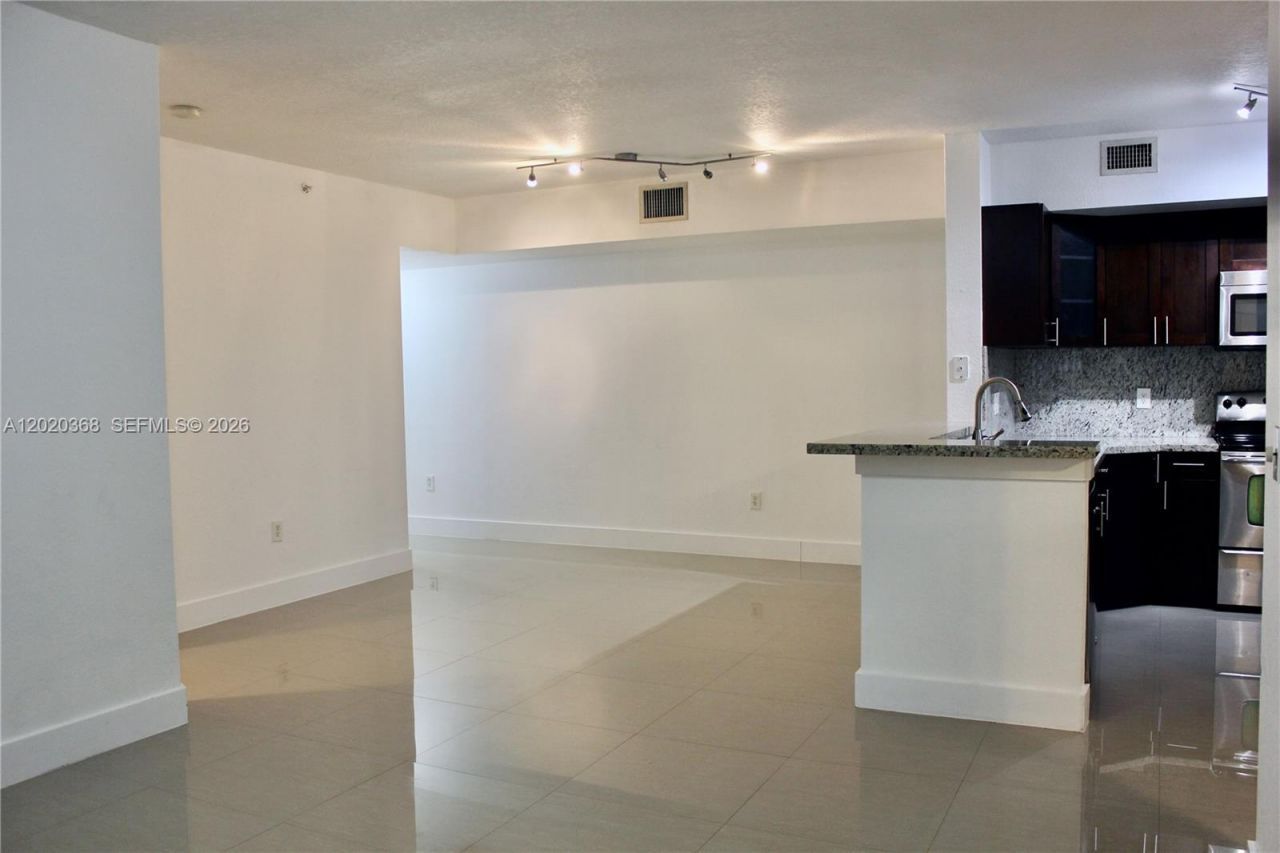 2548 Centergate Dr, Unit 107, Miramar, FL 33025 Photo