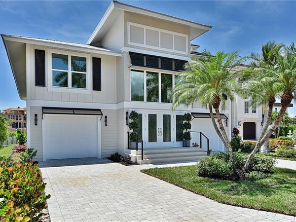 219 Bayfront DR , BONITA SPRINGS, FL 34134