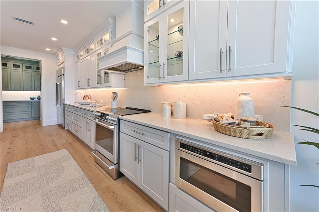 219 Bayfront Dr, Bonita Springs, FL 34134 Photo