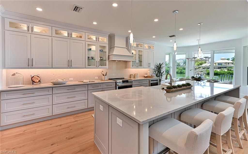 219 Bayfront Dr, Bonita Springs, FL 34134 Photo