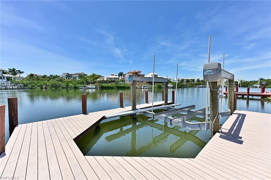 219 Bayfront Dr, Bonita Springs, FL 34134 Photo