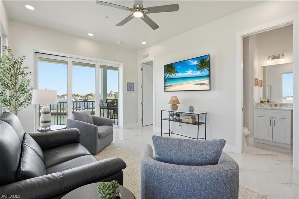 855 Lagoon St, Unit 1, Fort Myers Beach, FL 33931 Photo