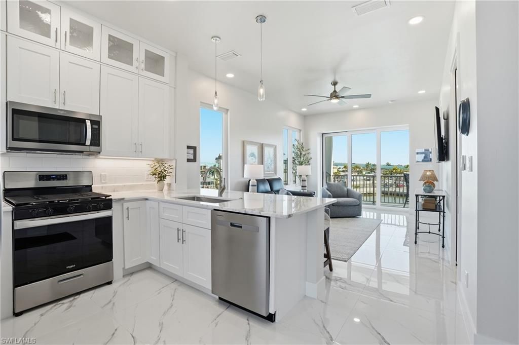 855 Lagoon St, Unit 1, Fort Myers Beach, FL 33931 Photo