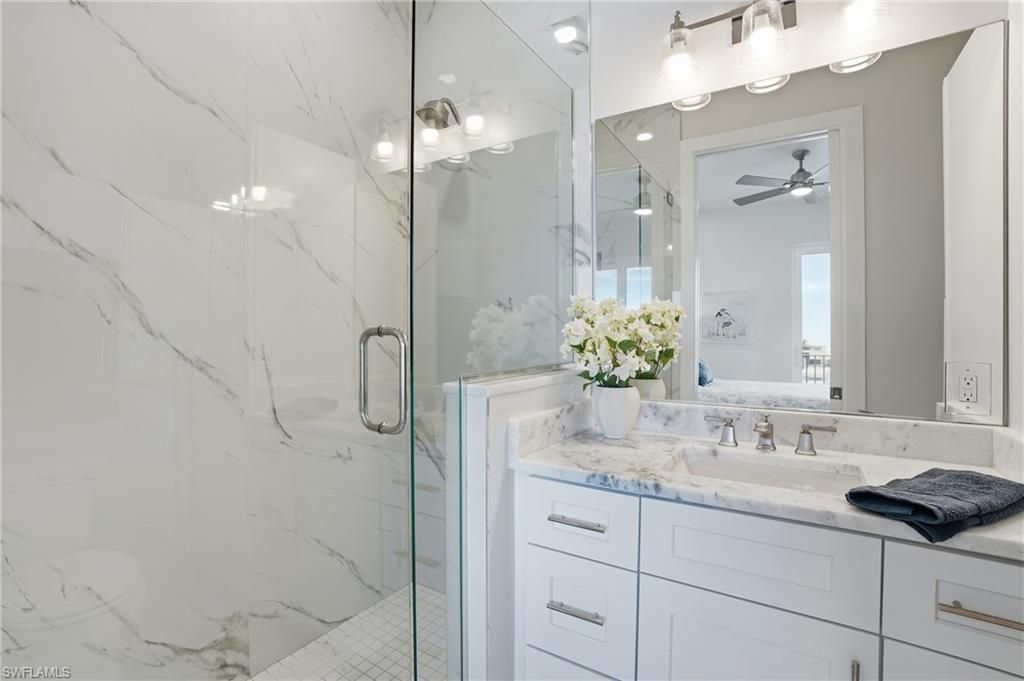 855 Lagoon St, Unit 1, Fort Myers Beach, FL 33931 Photo