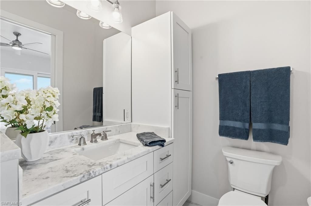 855 Lagoon St, Unit 1, Fort Myers Beach, FL 33931 Photo