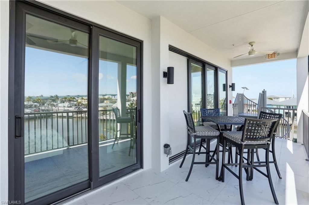 855 Lagoon St, Unit 1, Fort Myers Beach, FL 33931 Photo