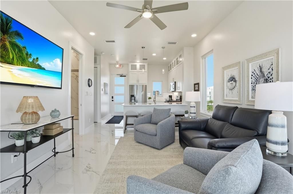 855 Lagoon St, Unit 1, Fort Myers Beach, FL 33931 Photo