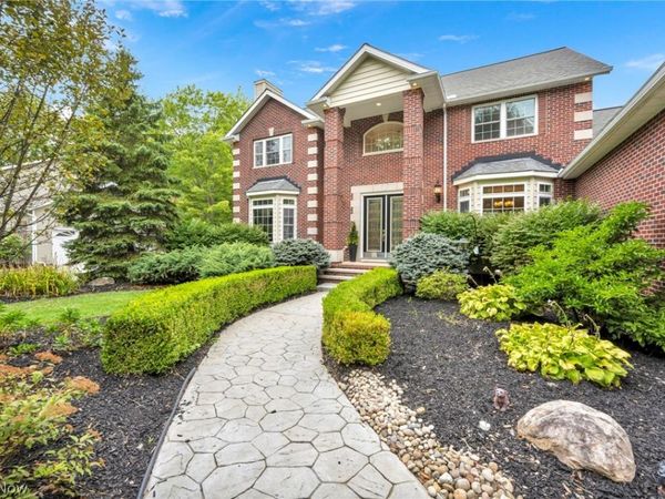 12105 Girdled Road, Concord Twp, OH 44077