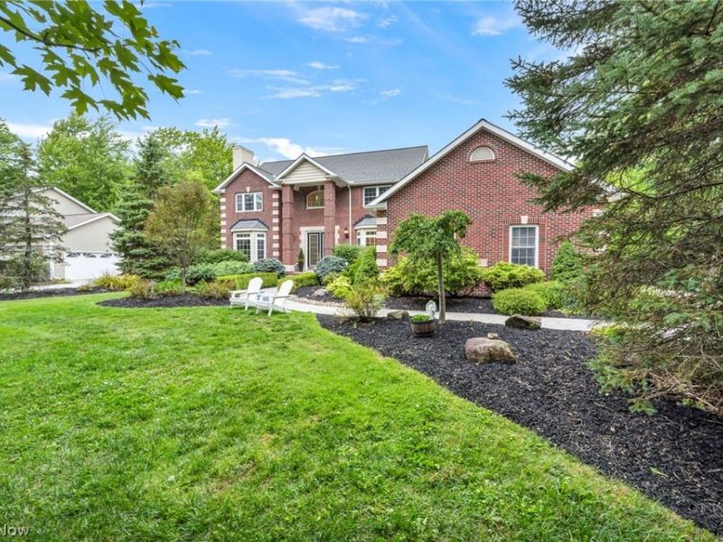 12105 Girdled Road, Concord Township, OH 44077 Photo 2
