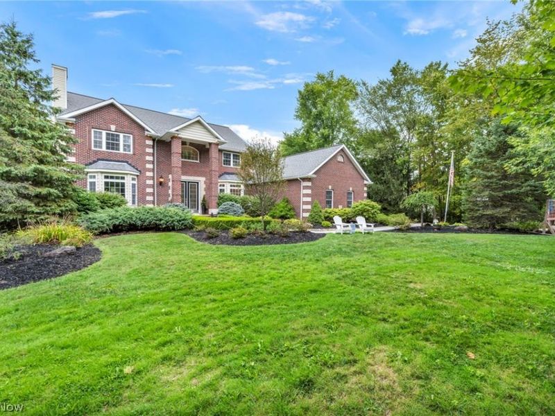 12105 Girdled Road, Concord Township, OH 44077 Photo 4