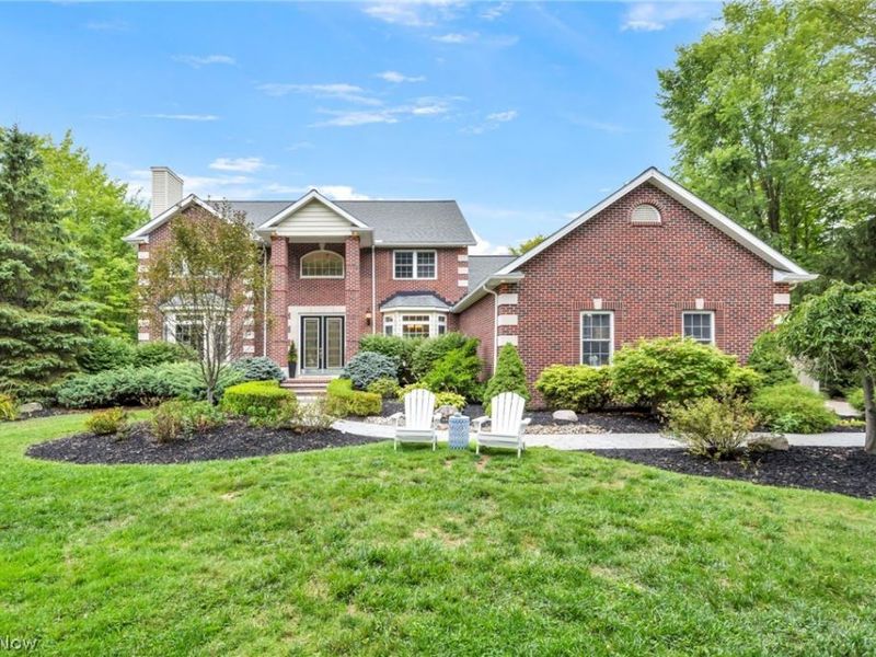 12105 Girdled Road, Concord Township, OH 44077 Photo 5