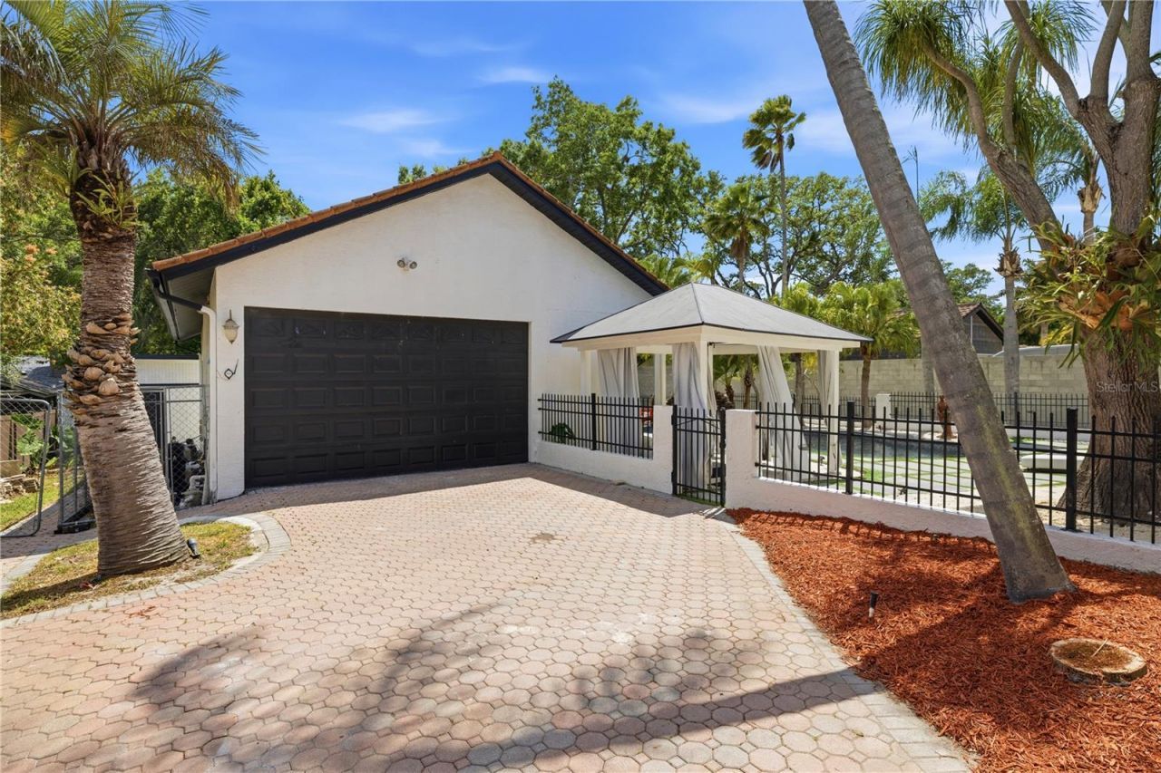 3017 Oakmont Drive, Clearwater, FL 33761 Photo