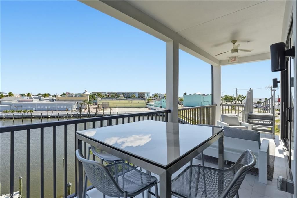 855 Lagoon St , Unit 2, Fort Myers Beach, FL 33931 Photo