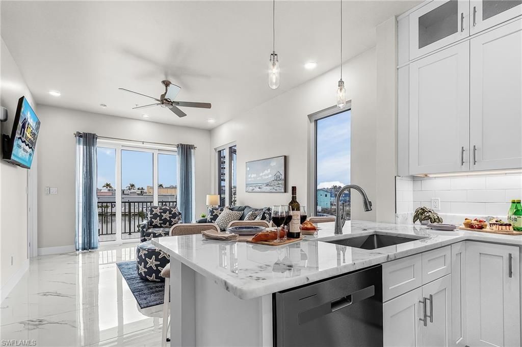 855 Lagoon St , Unit 3, Fort Myers Beach, FL 33931 Photo