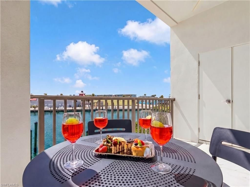 855 Lagoon St , Unit 3, Fort Myers Beach, FL 33931 Photo