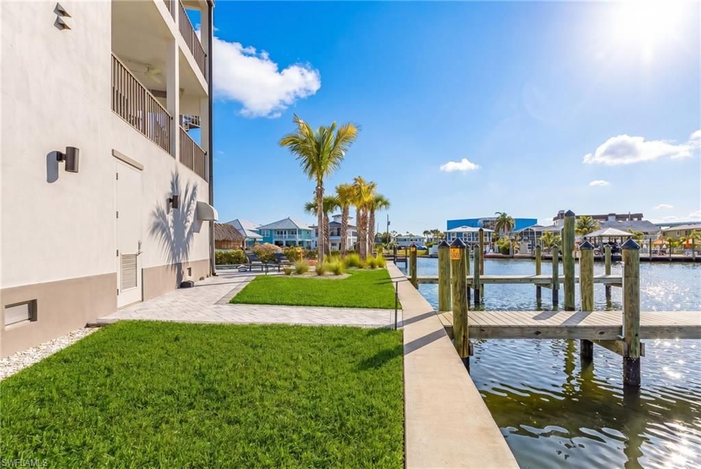 855 Lagoon St , Unit 3, Fort Myers Beach, FL 33931 Photo