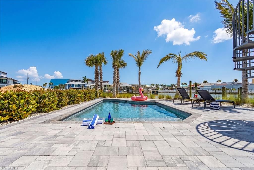 855 Lagoon St , Unit 3, Fort Myers Beach, FL 33931 Photo