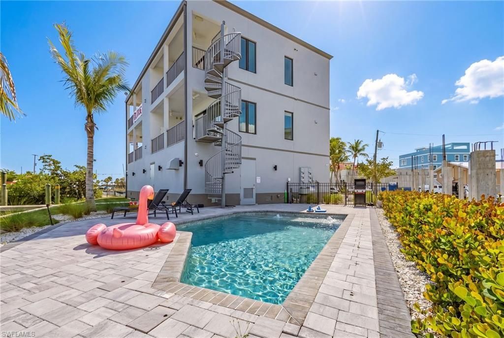 855 Lagoon St , Unit 3, Fort Myers Beach, FL 33931 Photo