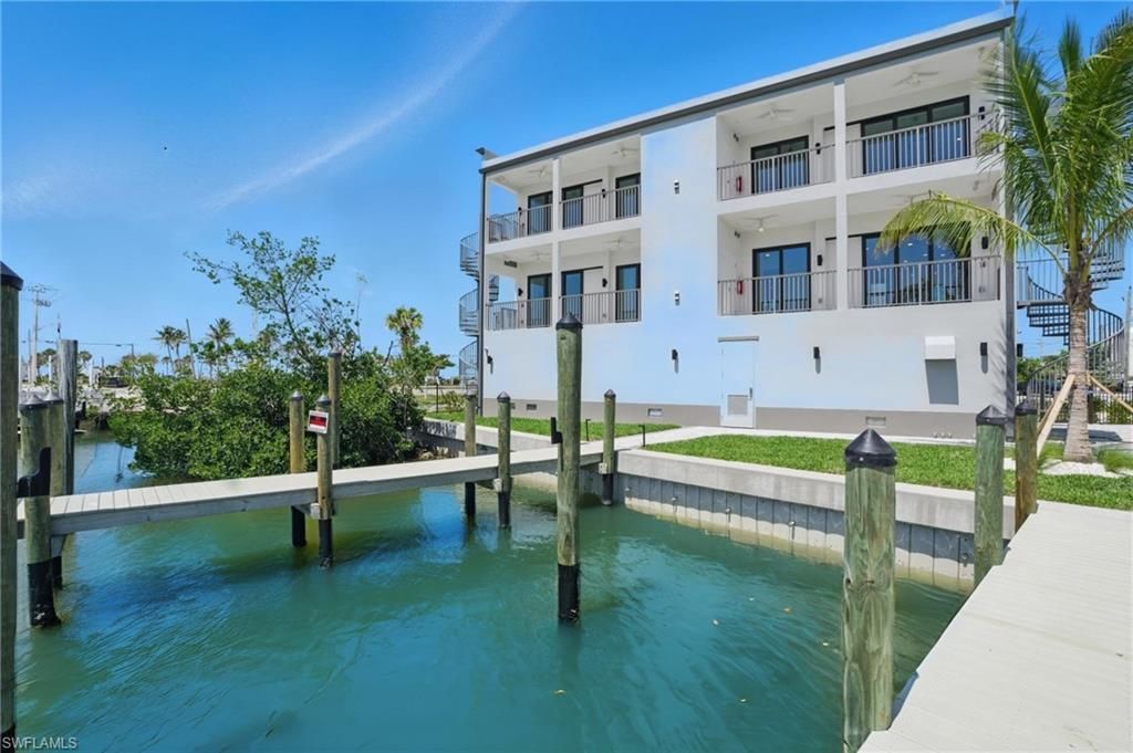 855 Lagoon St , Unit 3, Fort Myers Beach, FL 33931 Photo