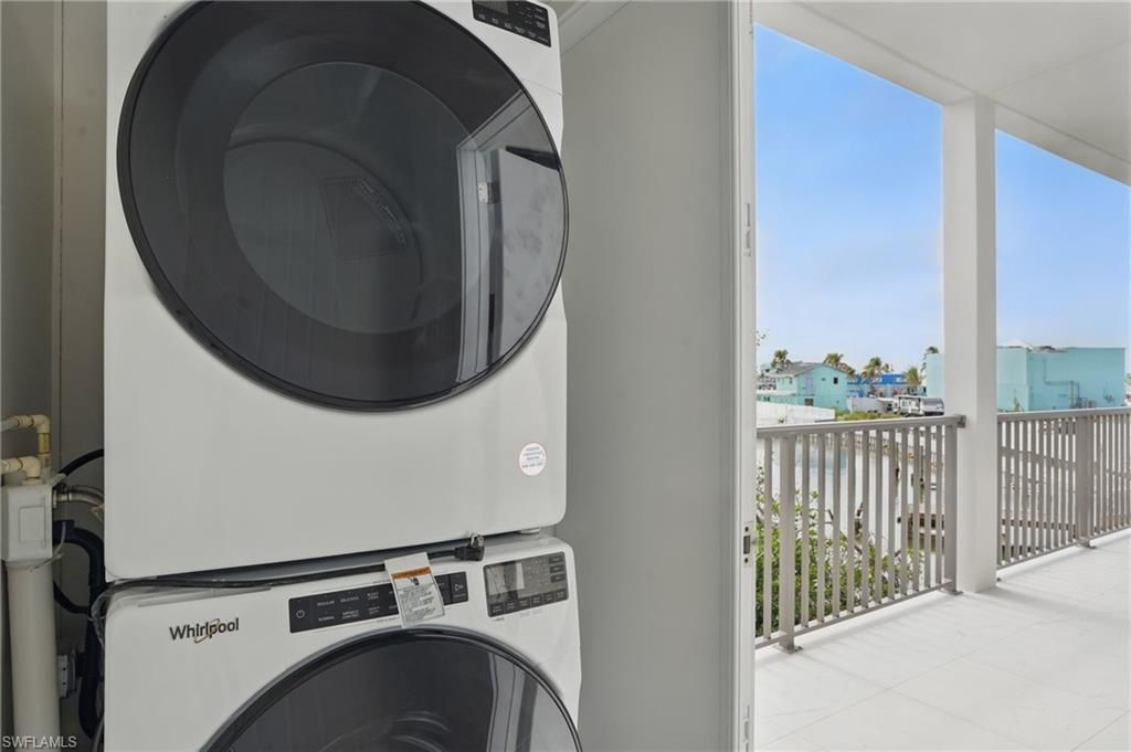 855 Lagoon St , Unit 4, Fort Myers Beach, FL 33931 Photo