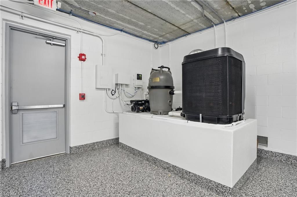 855 Lagoon St , Unit 4, Fort Myers Beach, FL 33931 Photo