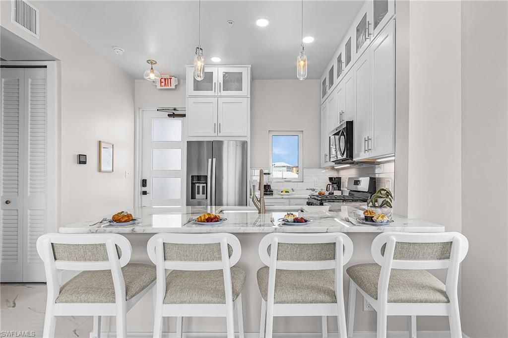 855 Lagoon St , Unit 4, Fort Myers Beach, FL 33931 Photo