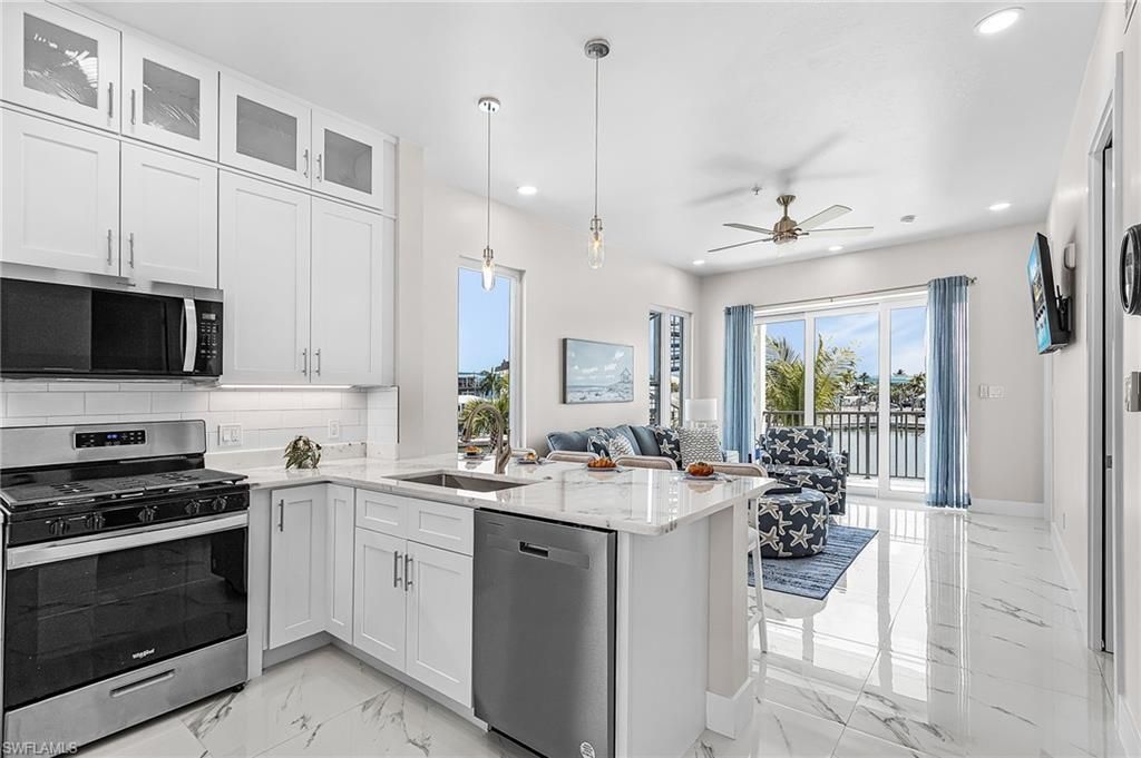 855 Lagoon St , Unit 4, Fort Myers Beach, FL 33931 Photo