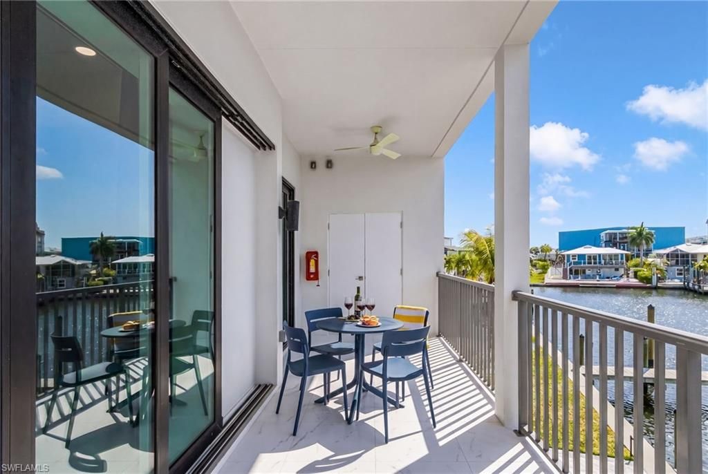 855 Lagoon St , Unit 4, Fort Myers Beach, FL 33931 Photo