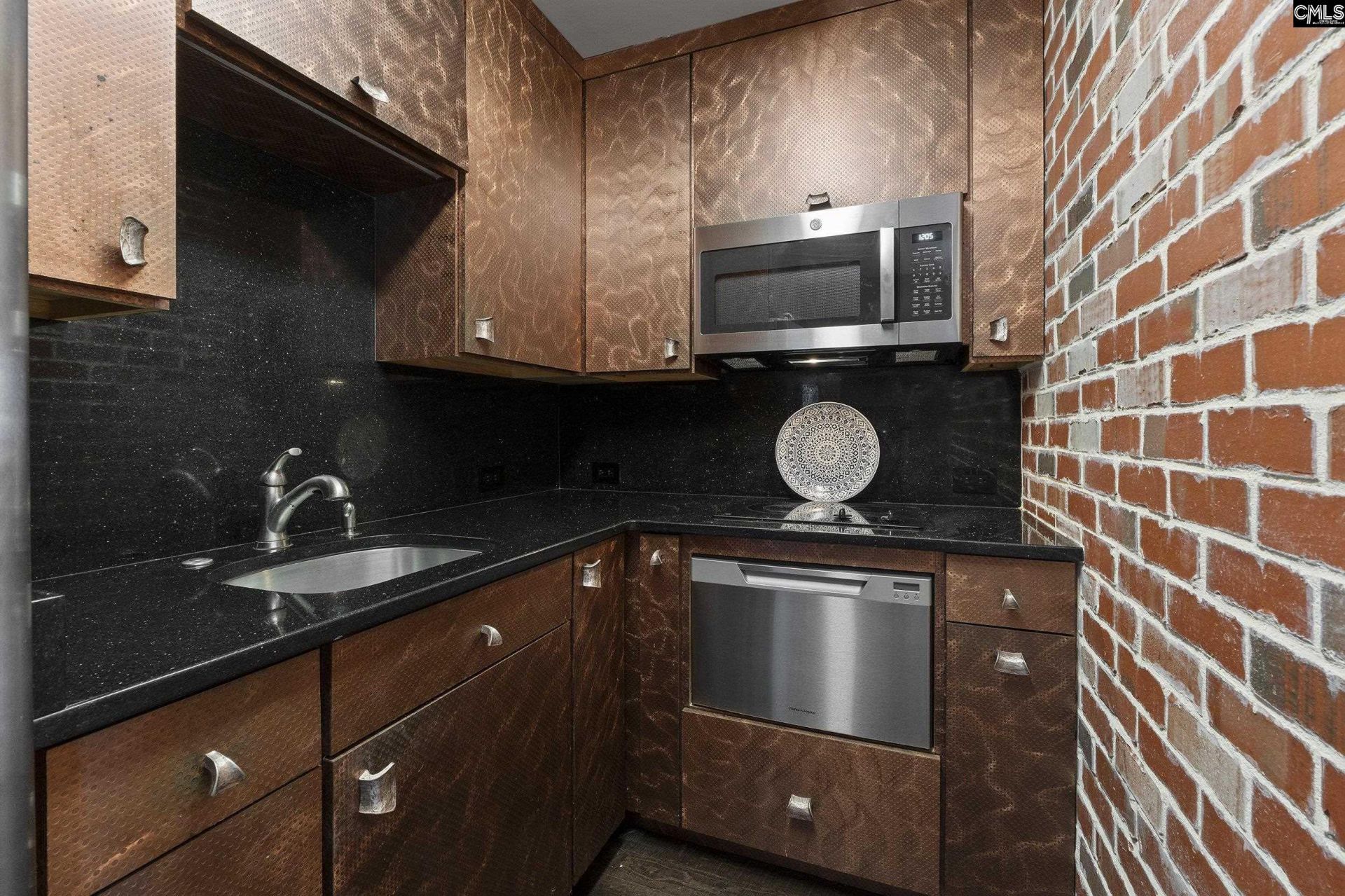 1520 Senate Street Photo 9