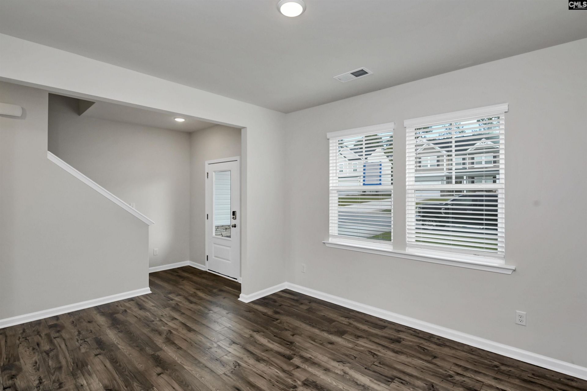 519 Blue Jay Way Photo 7