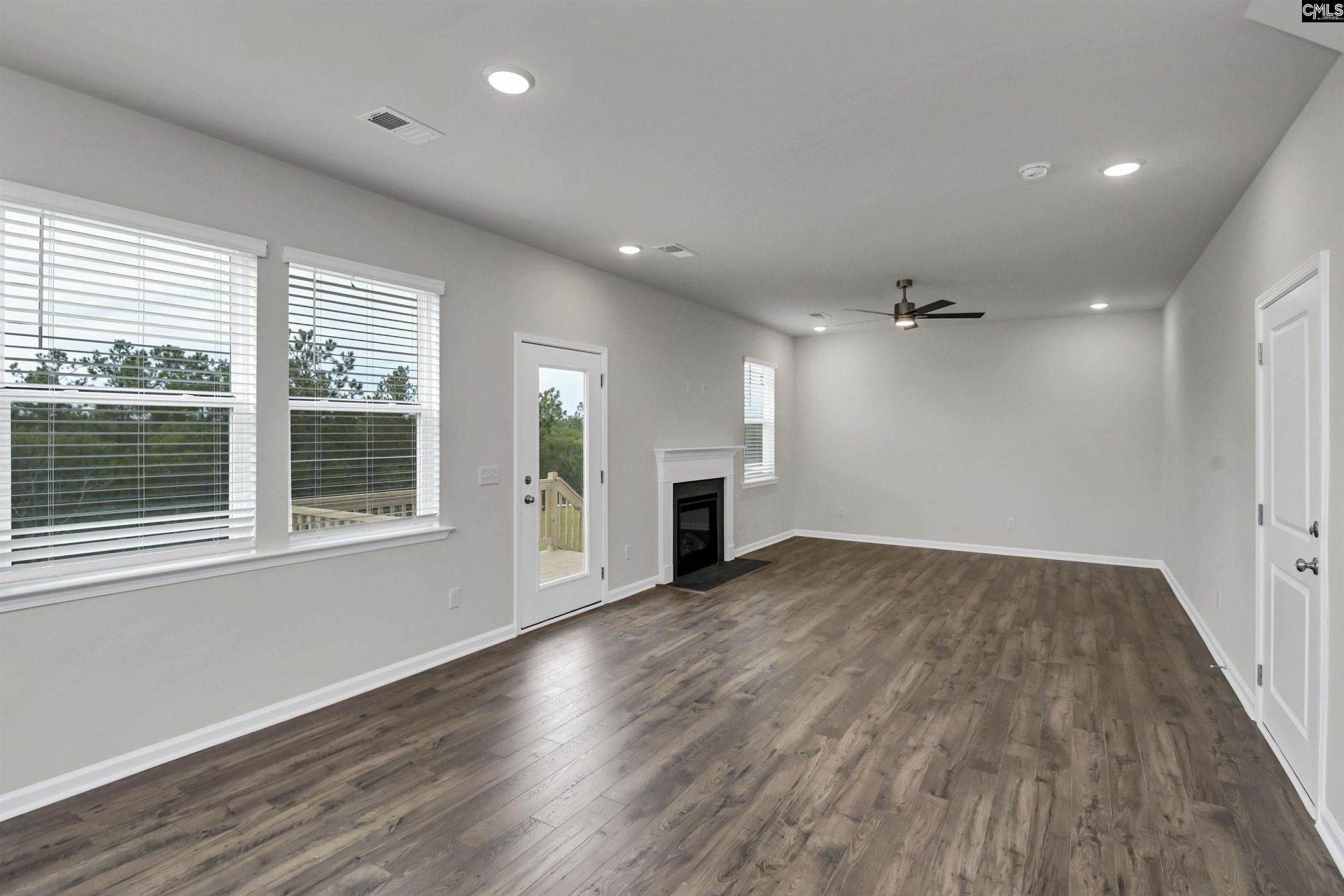 519 Blue Jay Way Photo 8