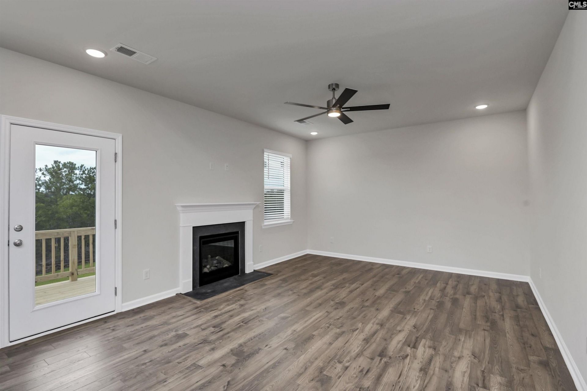 519 Blue Jay Way Photo 9