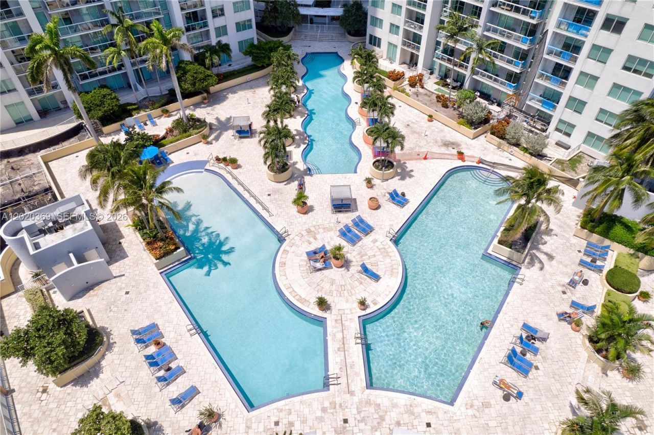 253 NE 2nd St , Unit 2003, Miami, FL 33132 Photo