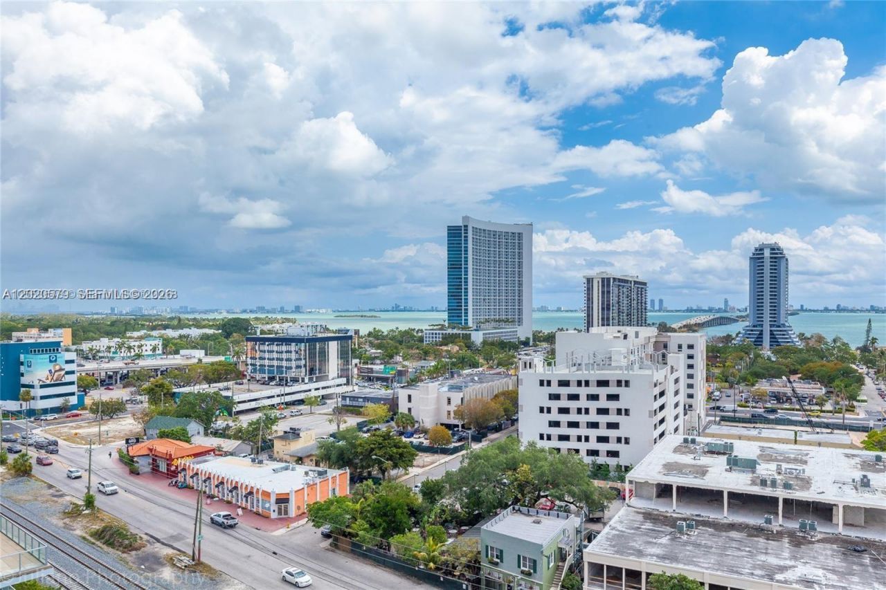 121 NE 34th St , Unit 1007, Miami, FL 33137 Photo