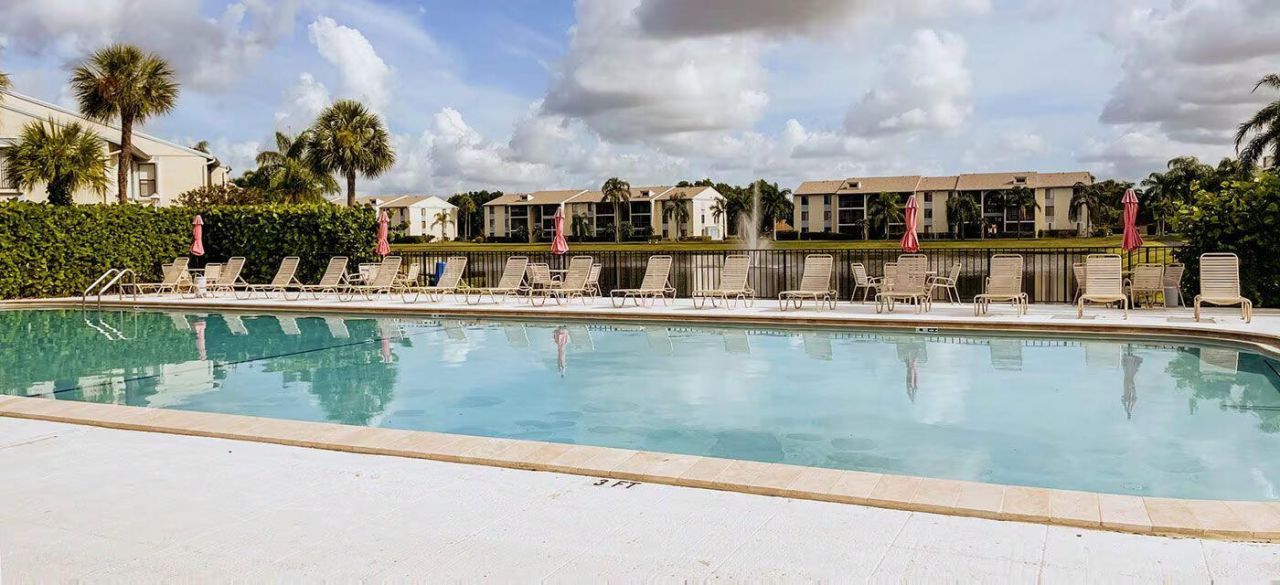 1105 Green Pine Boulevard, Unit C1, West Palm Beach, FL 33409 Photo