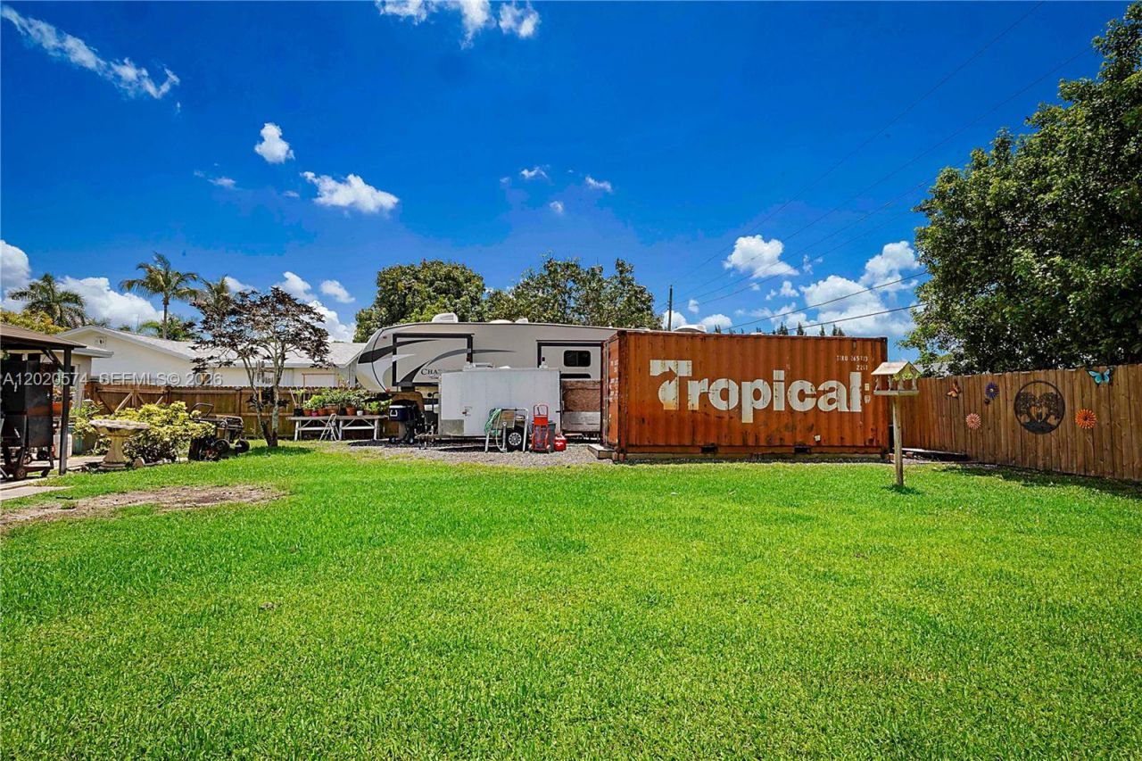4079 Dahl Dr , Greenacres, FL 33463 Photo