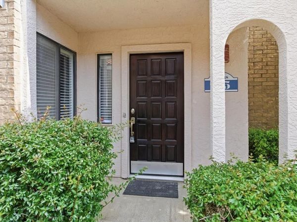 551 Ranch Trail, Unit 195, Irving, TX 75063