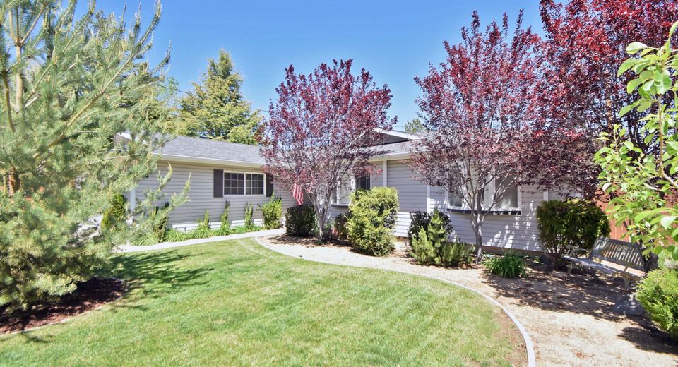 1014 W Winnie Lane, Carson City, NV 89703 Photo