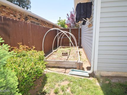 1014 W Winnie Lane, Carson City, NV 89703 Photo